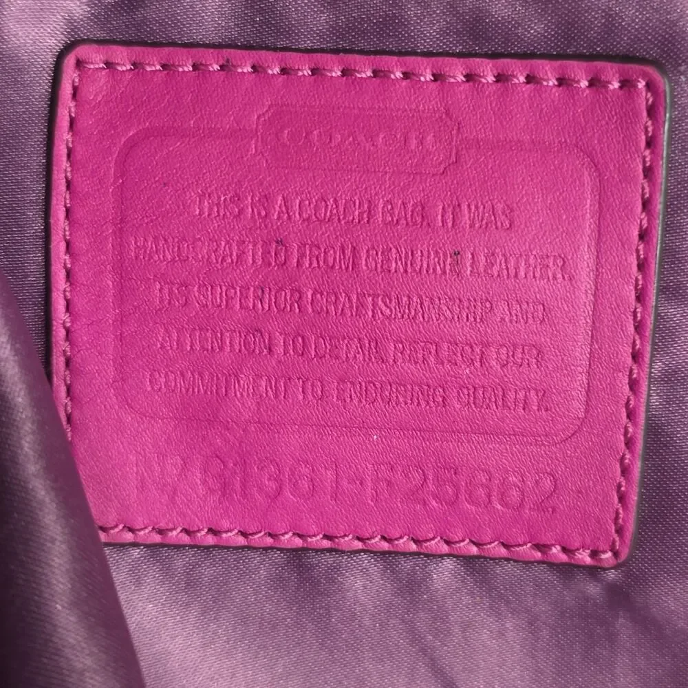 Coach Daisy Spectator Drawstring Purse Handbag Purple Plum Leather G1361-F25662